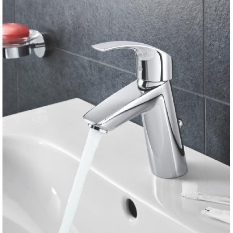 Grohe Eurosmart M-Size смеситель для раковины с pop up клапаном, хром 2339310E Grohe Eurosmart M-Size смеситель для раковины с pop up клапаном, хром 2339310E