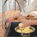 Смеситель для кухни Grohe Zedra Touch Electronic Выдвижной Хром 30219002