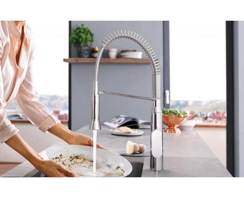 Кухонный смеситель Grohe K7 с гибким изливом, отделка StarLight, распылитель SpeedClean, хром 31379000