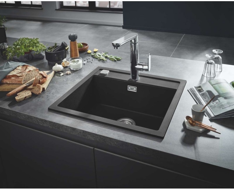 Кухонная мойка Grohe K700 Granite с автоматическим сливом, 56x51 см, изоляция Whisper, черная 31651AP0
