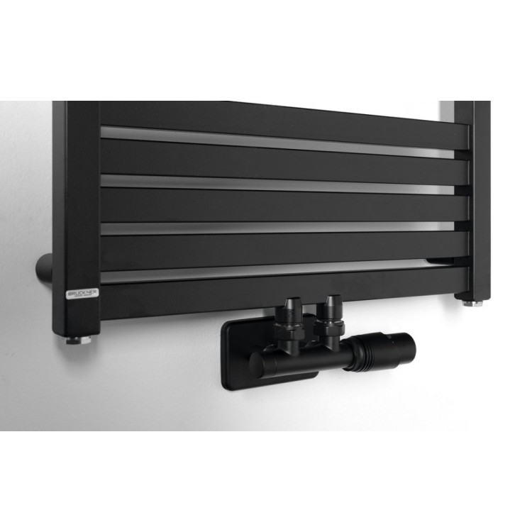 Dvieļu žāvētājs / Radiators Bruckner GRUNT 500x1330mm, Melns Matēts 600.122.6 Dvieļu žāvētājs / Radiators Bruckner GRUNT 500x1330mm, Melns Matēts 600.122.6