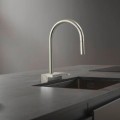 Смеситель для кухни Hansgrohe Aquno Sel M81 KM 170 3-позиционный выдвижной излив 73837800 Stainless Steel Finish