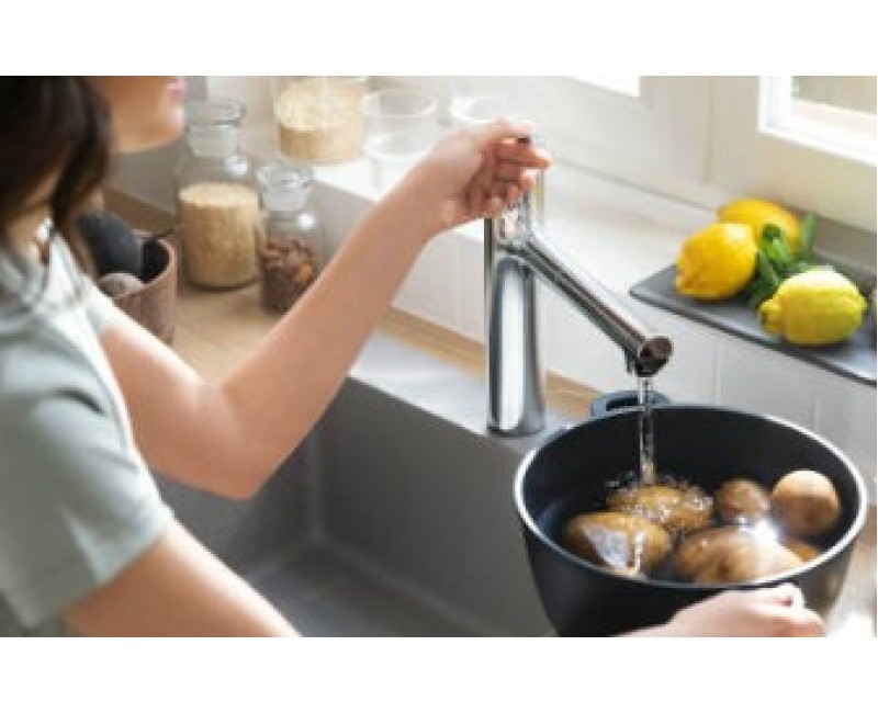 Смеситель для кухни Hansgrohe Zesis M33 150 2jet с выдвижной головкой 74821000 Хром