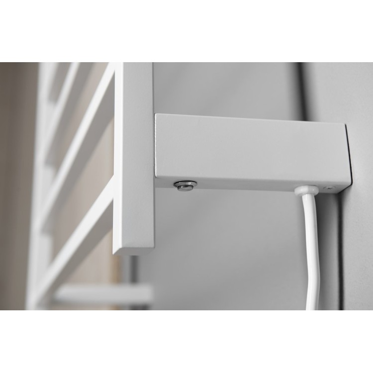 Dvieļu žāvētājs / Radiators Sapho Elzor elektriskais 50x47 cm, 60 W, balts matēts EB500