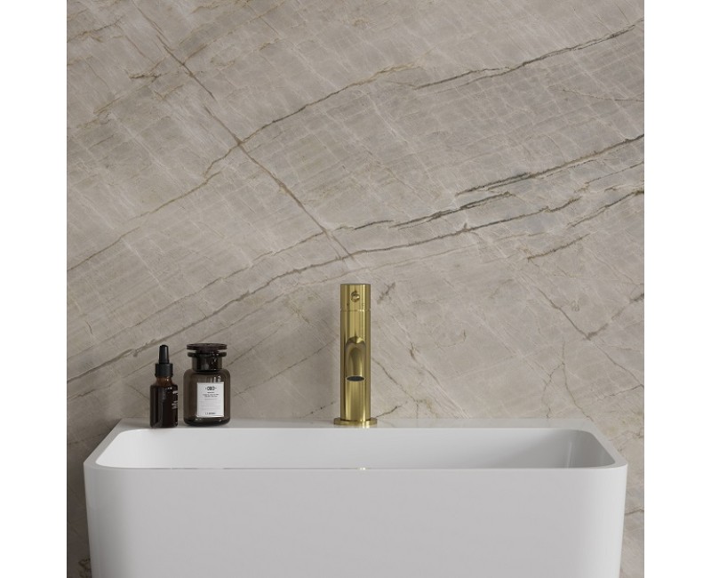 Y IZLIETNES JAUCĒJKRĀNS Y1210NBSB