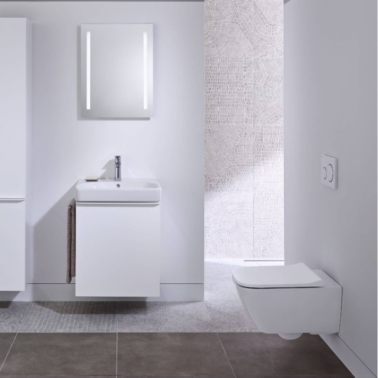 Geberit SMYLE Square Rimfree Piekaramais WC pods ar Soft Close vāku, balts Geberit SMYLE Square Rimfree Piekaramais WC pods ar Soft Close vāku, balts