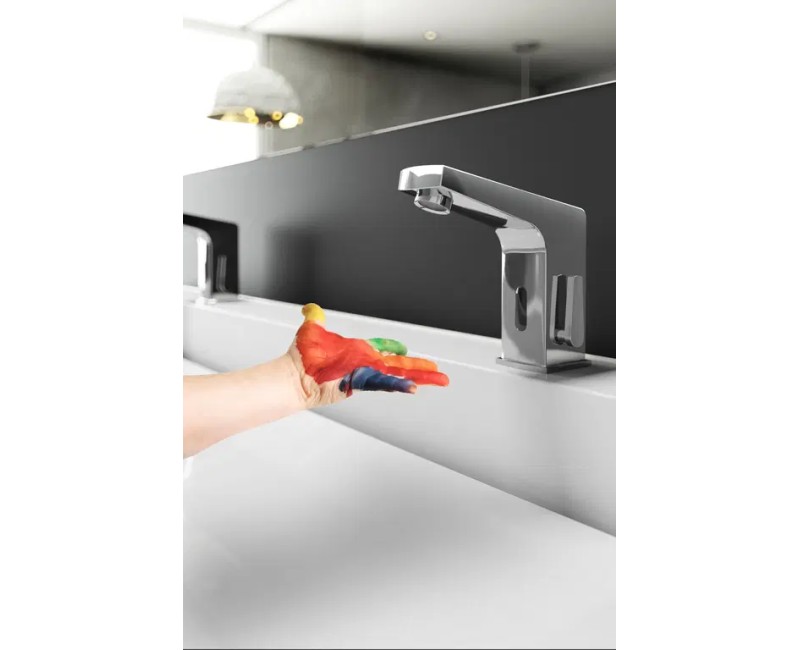 Vannas istabas izlietnes maisītājs Deante Silja SENSOR ar temperatūras regulāciju, Hromēts, 230V rozetes strādas avots BCH_029V