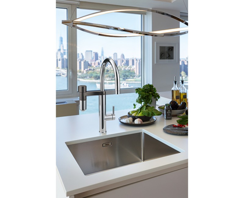 FRANKE VITAL Virtuves jaucējkrāns ar  filtrētā ūdens krānu, 120.0621.229
