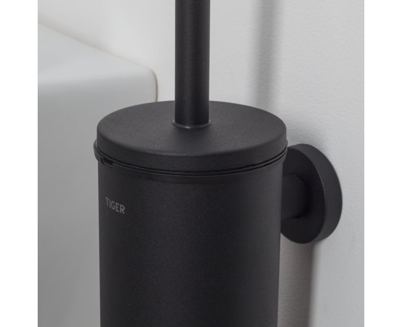 Tiger Boston Black Гарнитур с ершиком, чёрный