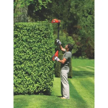 Dzīvžoga šķēres BLACK+DECKER 18 V akumulatora, teleskopiskās 43 cm, 1 x 2,0 Ah akumulators, bez lādētāja GTC1843L20-QW