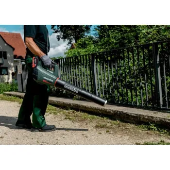 Lapu Pūtējs Metabo 18 V akumulatora, 2 x 5,2 Ah akumulatori, lādētājs 601607650