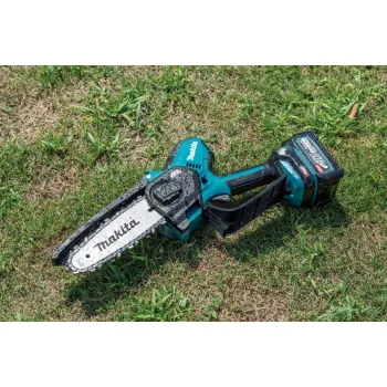 Motorzāģis Makita  40 V akumulatora 15 cm, bez akumulatora un lādētāja UC029GZ01