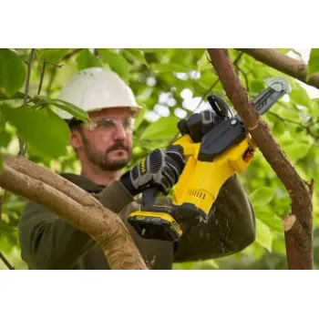 Motorzāģis Stanley 18 V akumulatora 15 cm, bez akumulatora un lādētāja SFMCPS415B-XJ