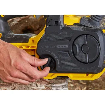 Motorzāģis Stanley 18 V akumulatora 30 cm, 1 x 4,0 Ah akumulators, lādētājs SFMCCS630M1-QW