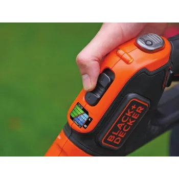 Trimmeris BLACK+DECKER 18 V akumulatora ar auklu, 28 cm pļaušanas platums, 1 x 2,0 Ah akumulators, lādētājs STC1820EPC-QW