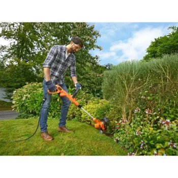 Trimmeris BLACK+DECKER Daudzfunkcionāls  550 W, pļaušanas platums 30 cm BESTA530CM-QS