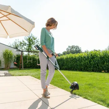 Trimmeris Bosch 18 V ar auklu, 26 cm pļaušanas platums, bez akumulatora un lādētāja 06008C1D04