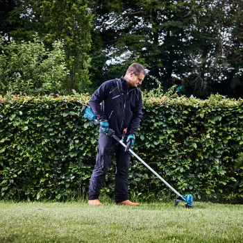 Trimmeris Makita 18 V akumulatora, krūmgriezis, 30 cm pļaušanas platums, bez akumulatora un lādētāja DUR190LZX3