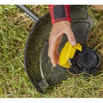 Trimmeris Stanley 18 V akumulatora ar auklu, pļaušanas platums 33 cm, 1 x 4,0 Ah  akumulators, lādētājs SFMCSTB933M-QW