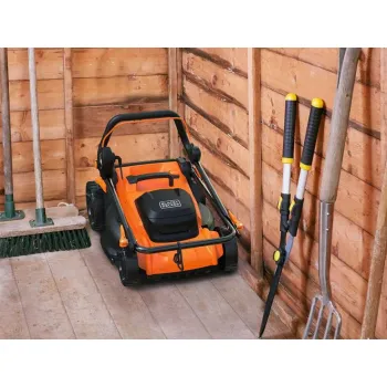 Zāles pļāvējs BLACK+DECKER Elektriskais 1800 W, pļaušanas platums 40 cm BEMWP400-QS