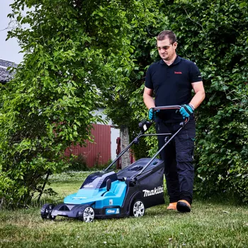 Zāles pļāvējs Makita 18 V akumulatora, 43 cm pļaušanas platums, 2 x litija jonu LXT 5,0 Ah akumulatori, DLM432PT2 lādētājs