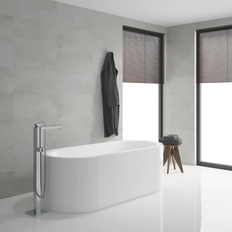 Vannas / Dušas maisītājs Grohe Eurocube uz grīdas, StarLight® apdare, Hromēts 23672001