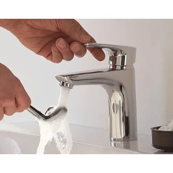 Vannas istabas izlietnes maisītājs Kludi Pure&Solid 342920575 Hromēts