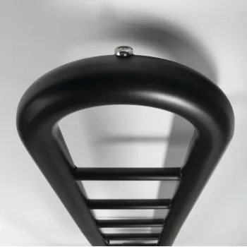 Dvieļu žāvētājs / Radiators Sapho Horizon 33x150cm, melns matēts  IR195