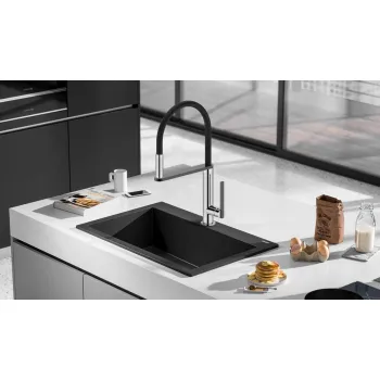 Virtuves maisītājs Sapho Nimoa  ar lokanu izvadu, hroms/melns MA640GM