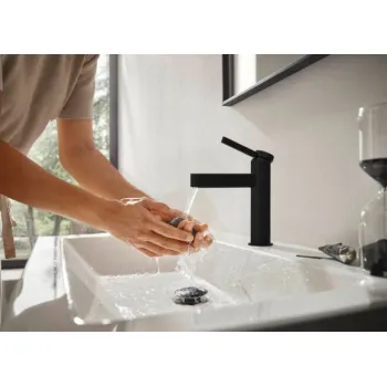 Vannas istabas izlietnes maisītājs Hansgrohe Finoris 110, ar push-open, matēts melns