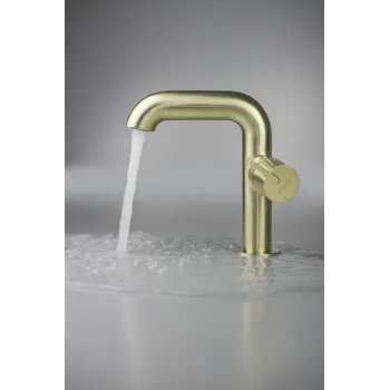 Vannas istabas izlietnes maisītājs Deante Silja, Pulēts Zelts BQS_R24M