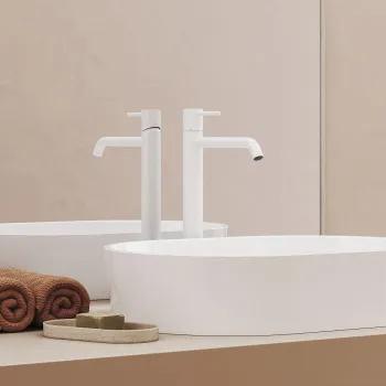 RAVAK Paaugstināts izlietnes jaucējkrāns ESPIRIT ES 015.10WV, balts matēts