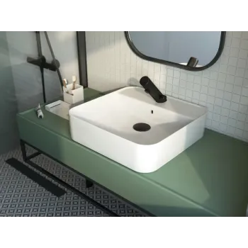 Vannas istabas izlietnes maisītājs Deante SENSE SENSOR NERO ar temperatūras regulāciju 4xAA strāvas avots, Melns BQR_N29R